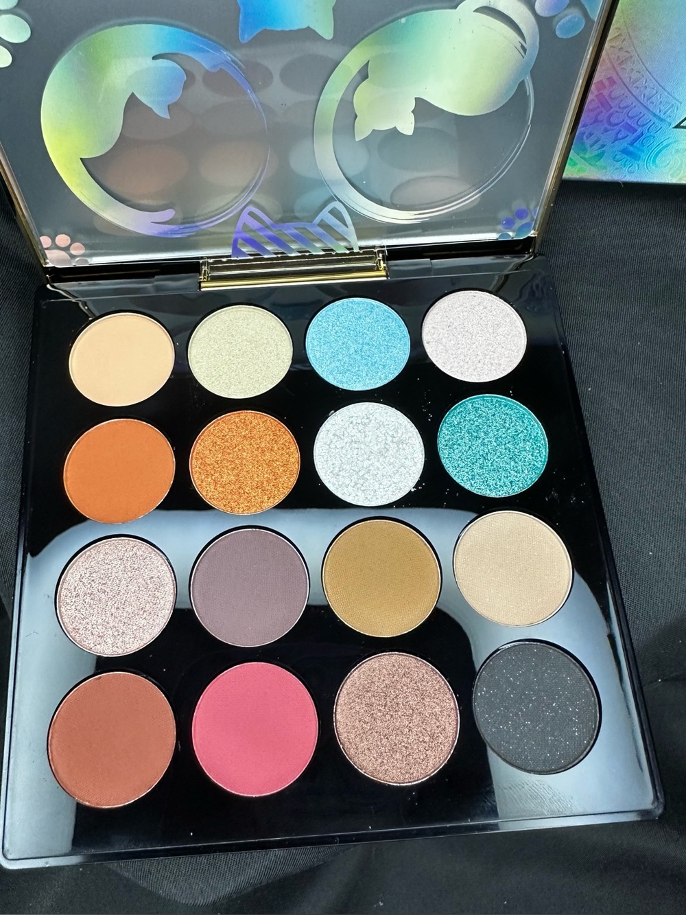 ZEESEA COSMETICS MAYA DEVINE FELINE “FIREWORKS 07 Eye Shadow Palette - BRAND NEW